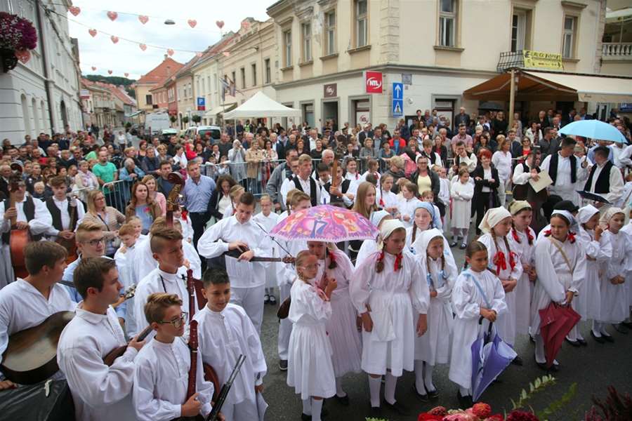 Krapina se može pohvaliti brojnim manifestacijama tijekom godine