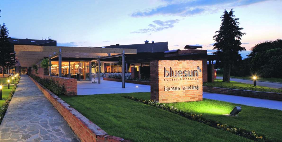 1_Naslovna fotka.jpg