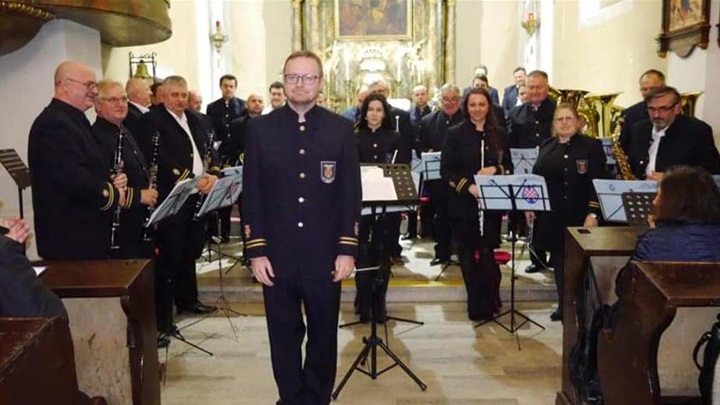 puhački orkestar ivo sveti križ začretje.jpg