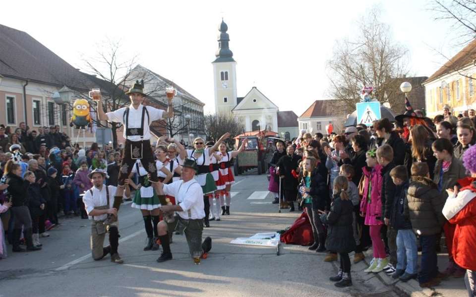 sveti križ začretje.jpg