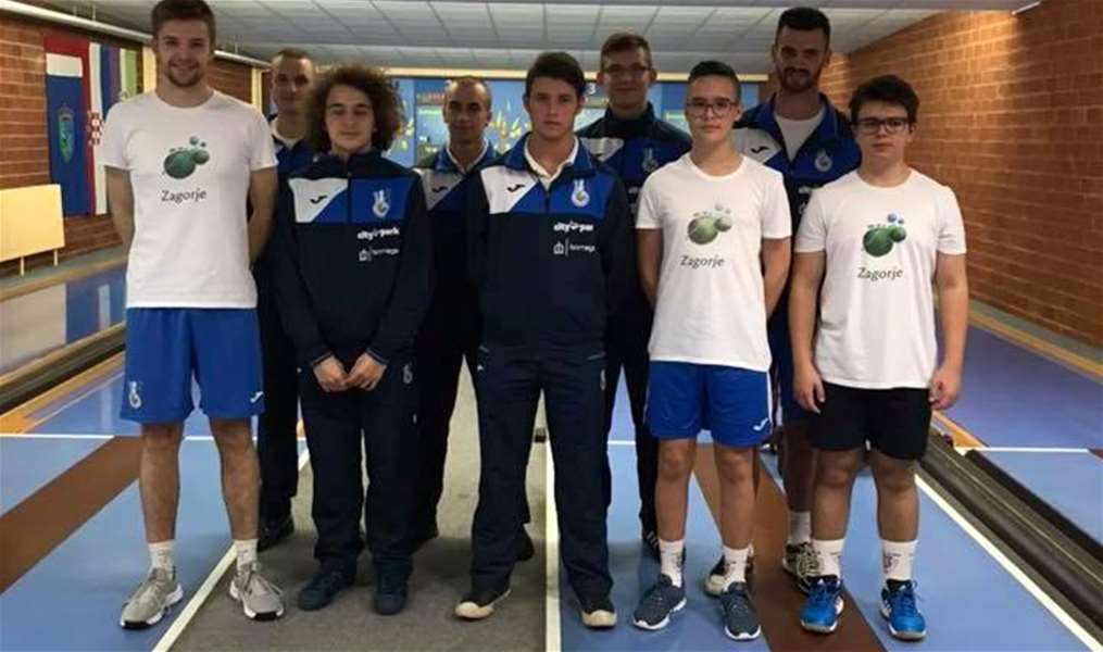 SPORT 30.10._KUGLANJE 1. LIGA Momčad Zaboka u Sisku.jpg