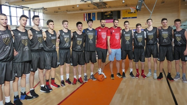 glavna basketball kamp.JPG