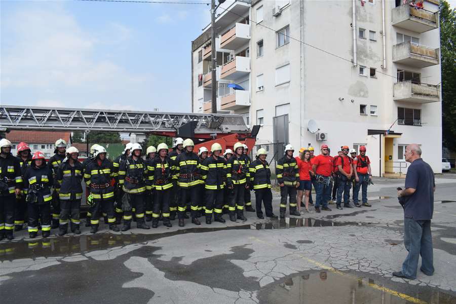 Vatrogasna vježba u Zlatar Bistrici08 GL.JPG