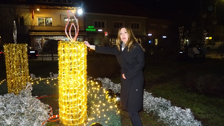 ad svijeću u Zlataru zapalila gradonačelnica (5).JPG