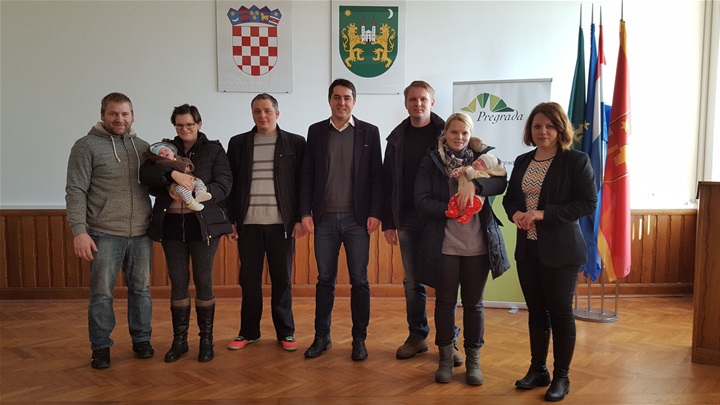 prijem novorođenčadi pregrada.jpg