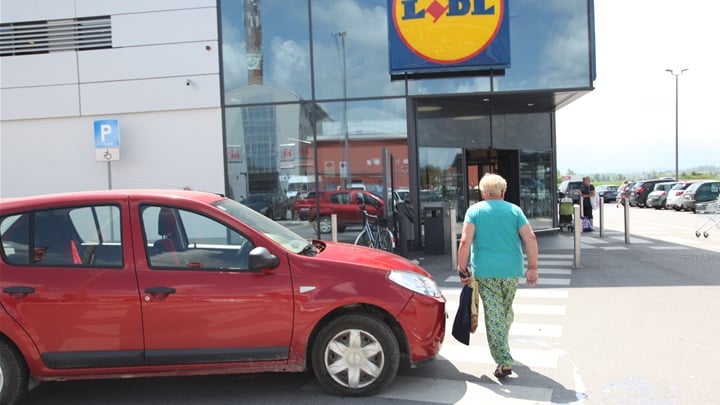 crna lidl1.JPG