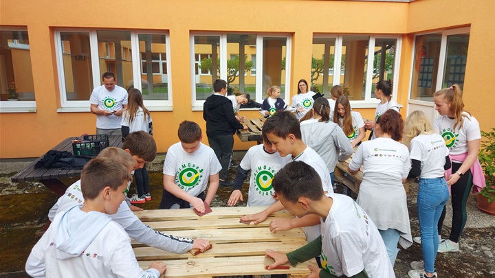 #zavolontirAJMOse  (1).jpg