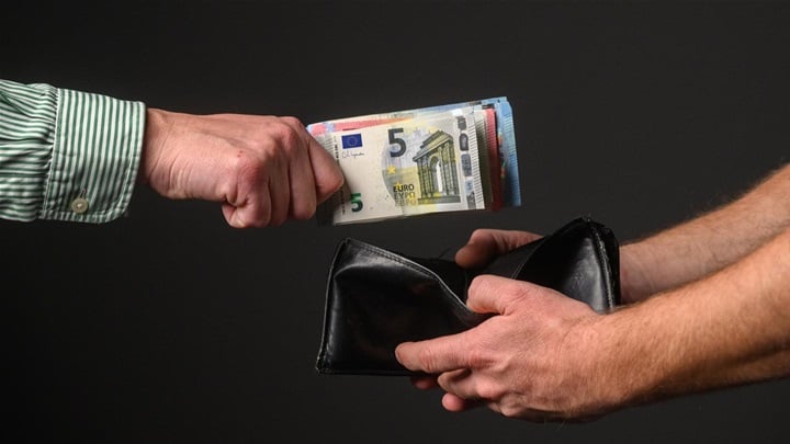 novac novčanik euro novčanice plaća