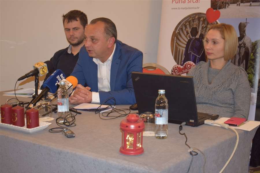 advent u mb