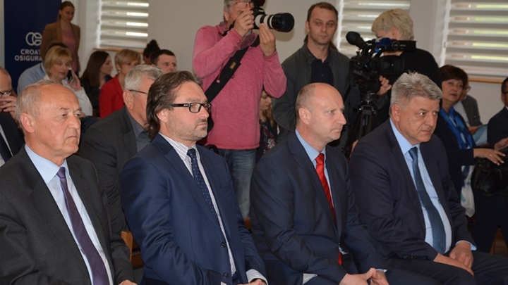 poslovni uzlet 2.jpg