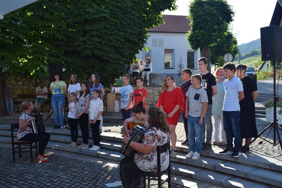 U Klanjcu održana 15. jubilarna dodjela Pjesničke nagrade ''Antun Mihanović''10.JPG