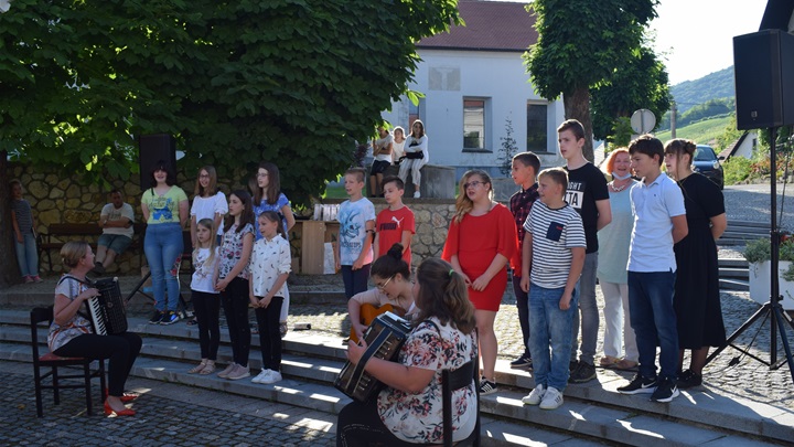 U Klanjcu održana 15. jubilarna dodjela Pjesničke nagrade ''Antun Mihanović''10.JPG