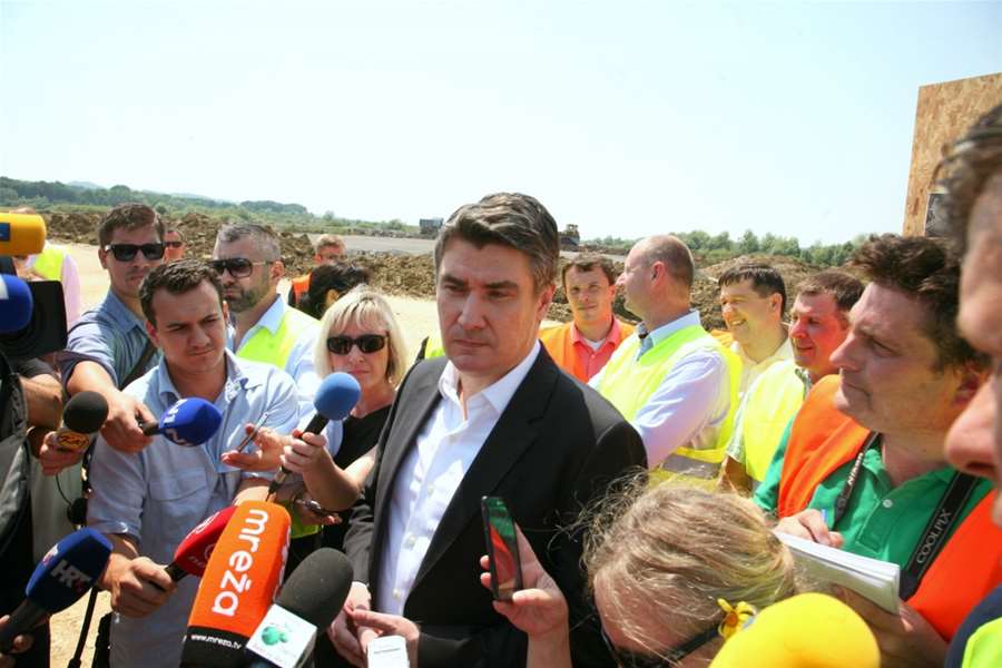 milanović - brza cesta 2.jpg