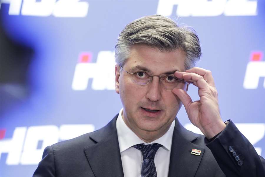 Donesena odluka o novom zamrzavanju cijena goriva – objavio ju sam Plenković