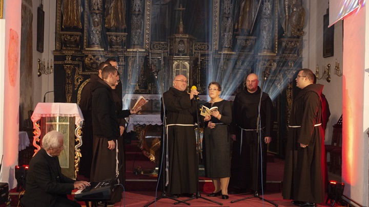 3. večer svi zajedno.jpg