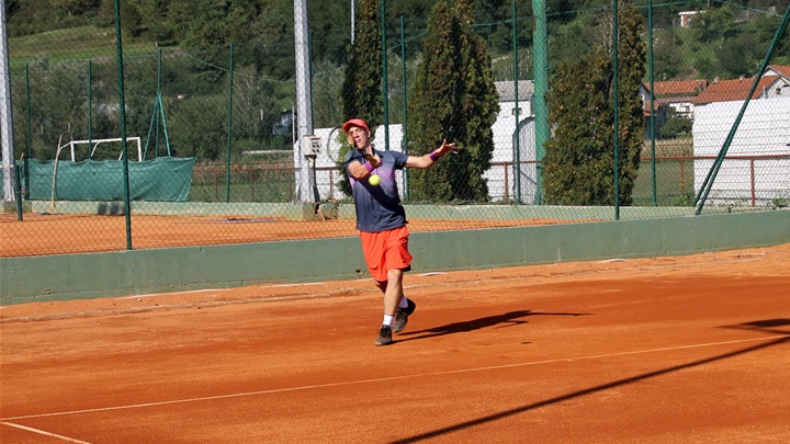 2_tenis (2).JPG