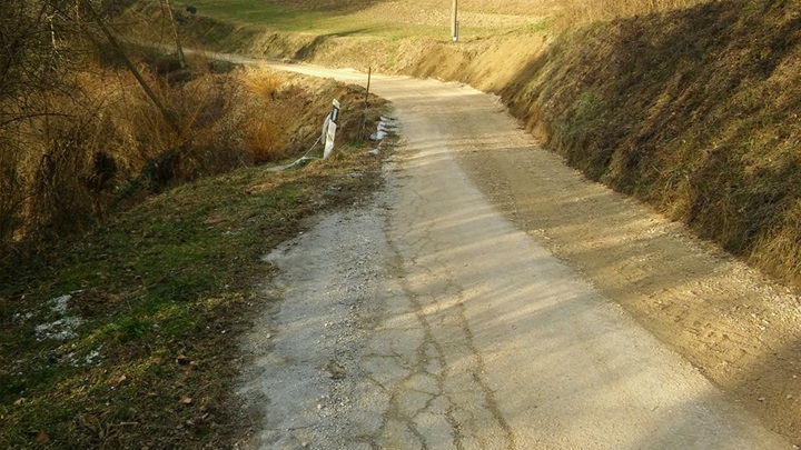 Klizište na cesti Zagorska Sela - Pušća