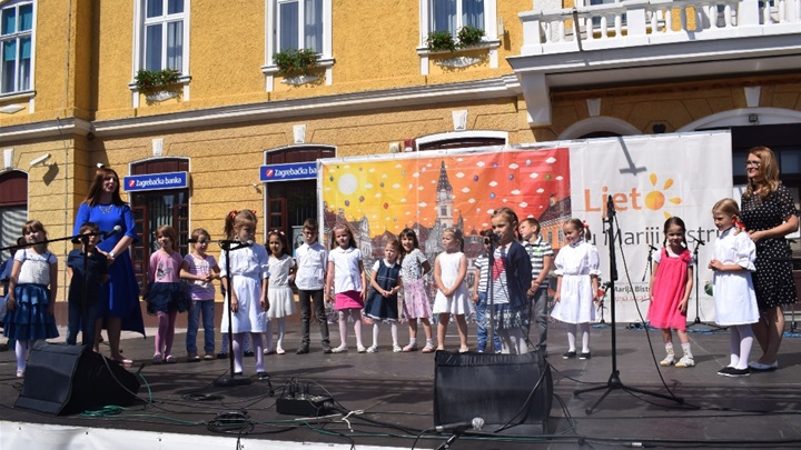 Veseli dječji dan i Filmska večer Djeca DV Pušlek .JPG