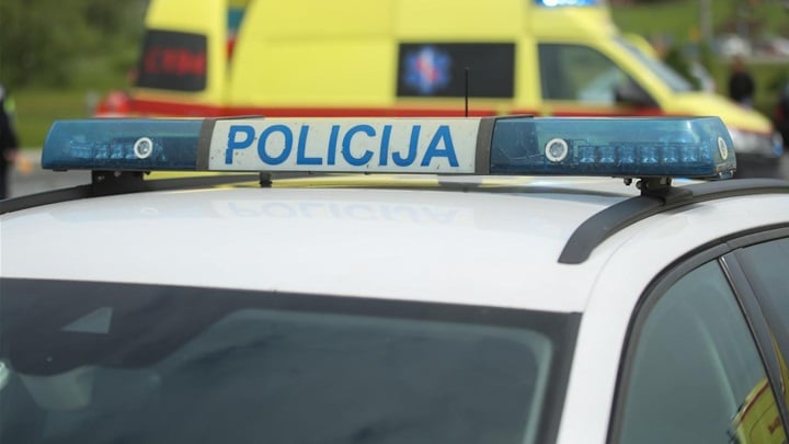 policija hitna