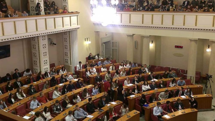 BEDEX U SABORU 1.jpg