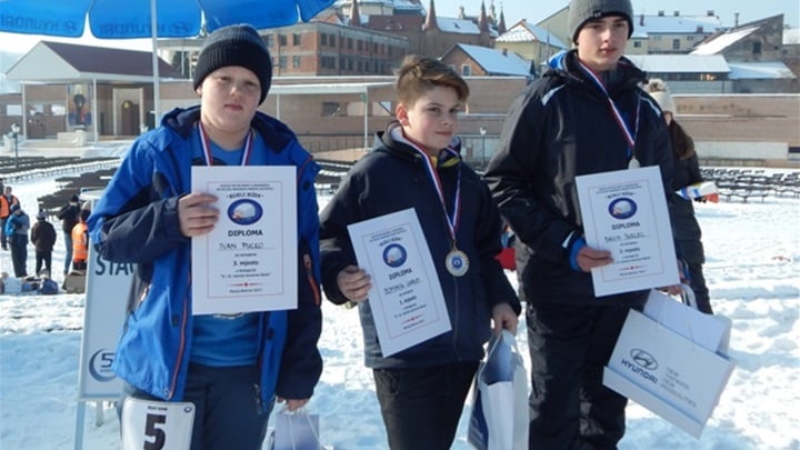 SPORT 24.01._ SANJKANJE PREKO 150 SANJKAČA U MARIJI BISTRICI Ivan Pucko, Dominik Gabud, David Škrlec.JPG