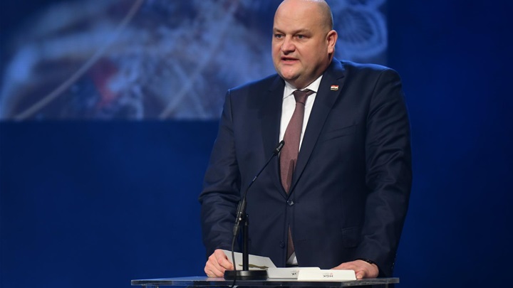 ministar ante šušnjar.jpg