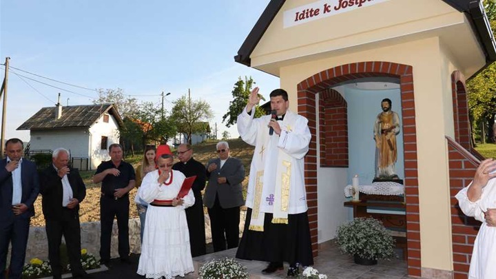 BLAGOSLOV GLOBOČEC  2.jpg