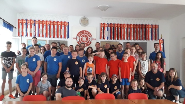 Zajednička fotka.jpg