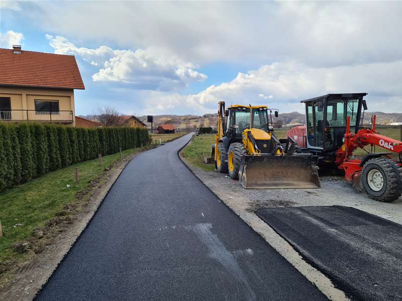 miekovec benzinska (1).jpg