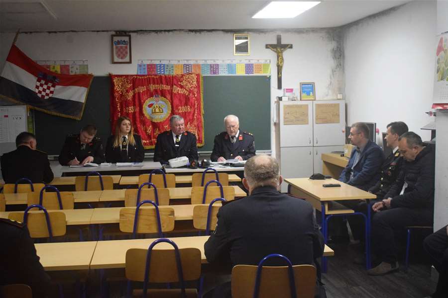 Primljene dvije nove članice 1.JPG