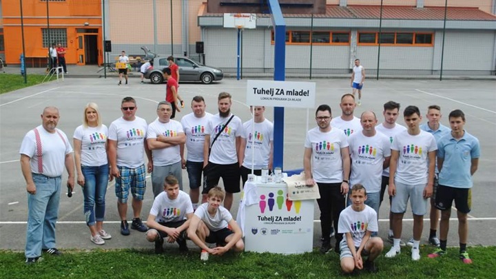 Fotografija s jedne od akcija mladih iz Tuhlja