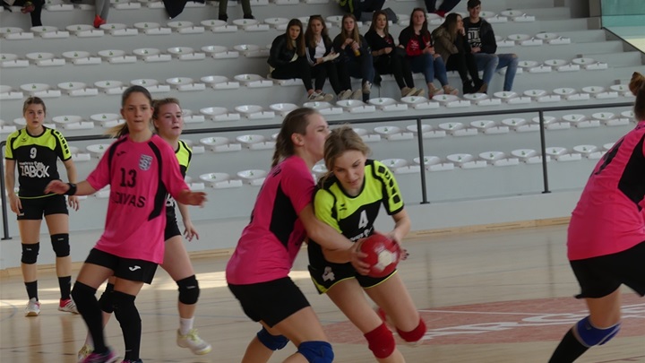 SPORT 26.3._RUKOMET KADETKINJE-1.jpg