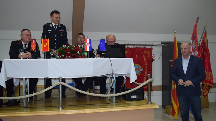 Županija ponovno povisila sredstva za zagorske vatrogasce9.JPG