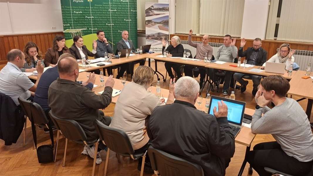 20251030_181602 (1).jpg