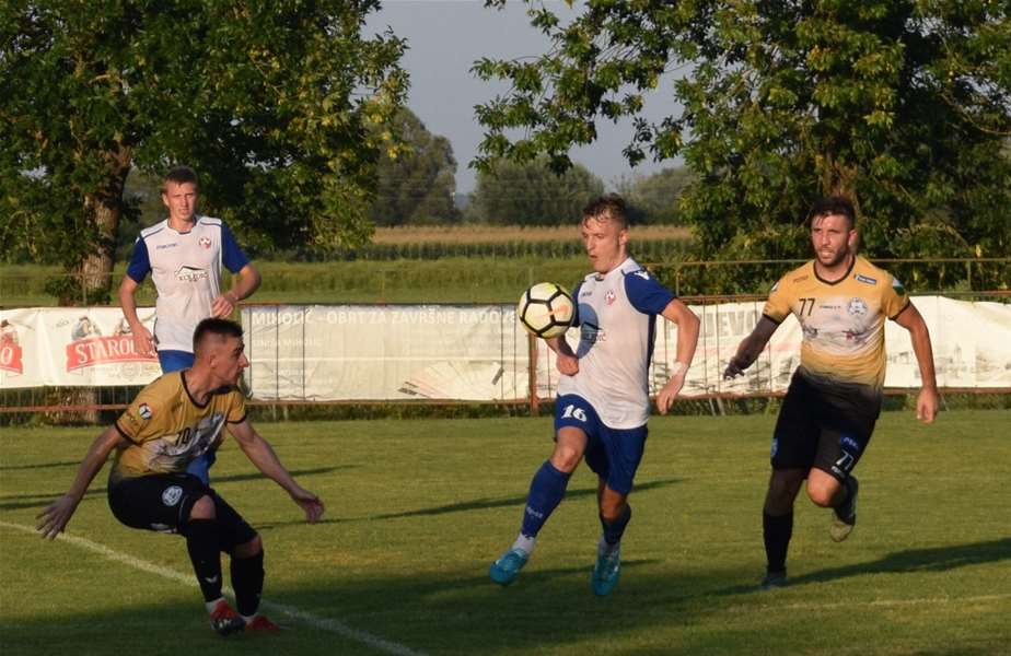 SPORT 25.8_NOGOMET 4. NL SREDIŠTE ZAGORSKI DERBI UVJERLJIVO PRIPAO STUBICI .6.JPG