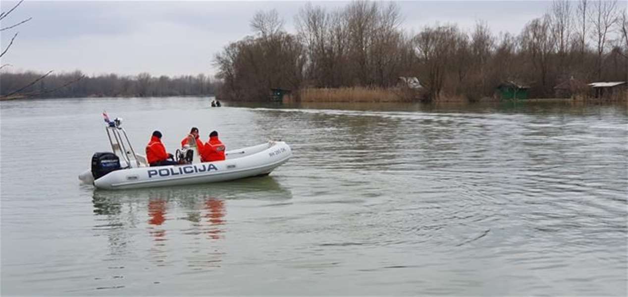 policija jezero