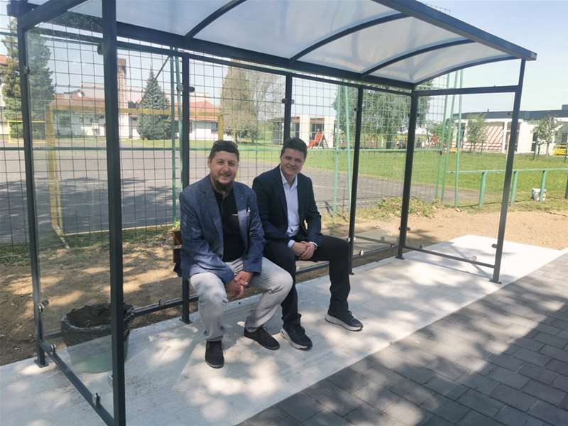Novo autobusno stajalište za učenike VII. Osnovne škole Varaždin2.jpg