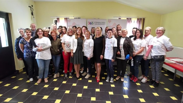 forum žena bandićeve stranke (1).jpg