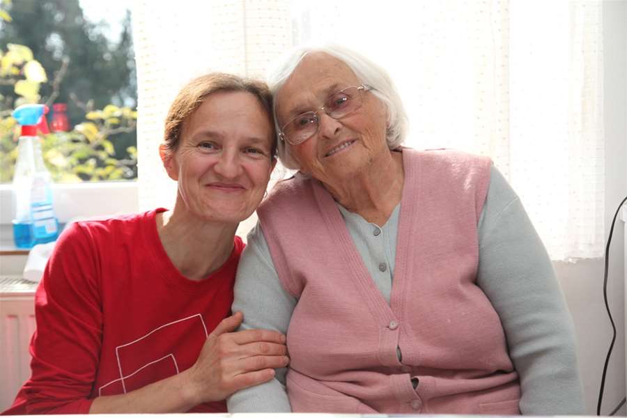 Gerontodomaćica Melita Fruk s korisnicom Dragicom Šegon