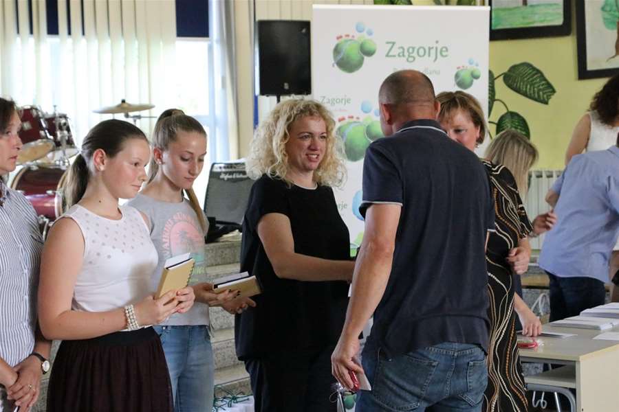 dodjeljuje đurek.jpg