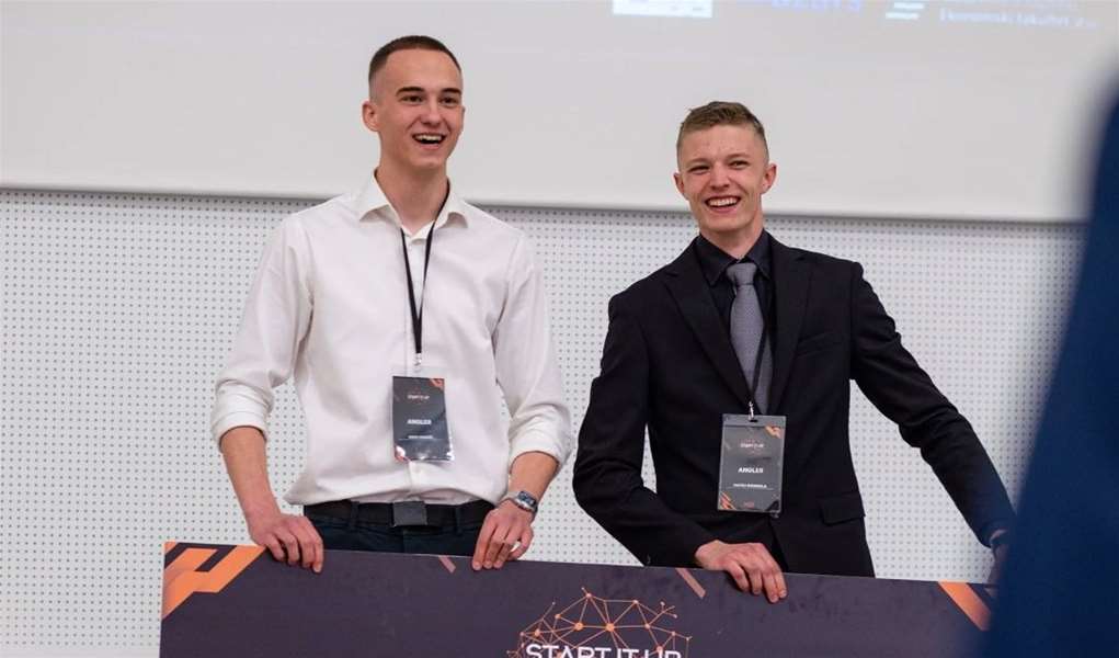 niko i matej.jpg