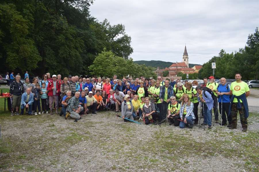 Planinarskom obilaznicom oko Marije Bistrice oko 130 planinara 1.JPG