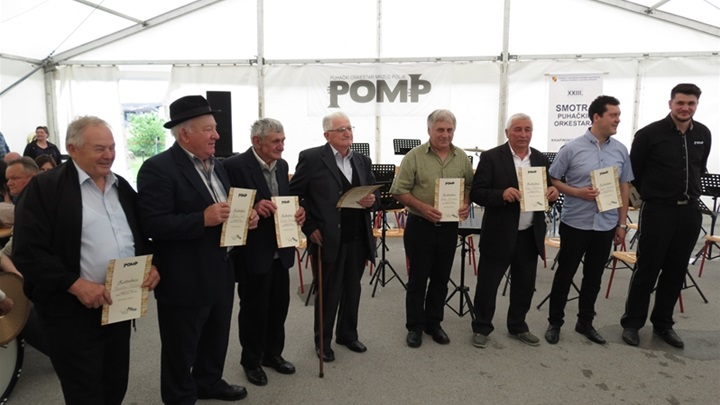 smotra PUHACA 091.jpg