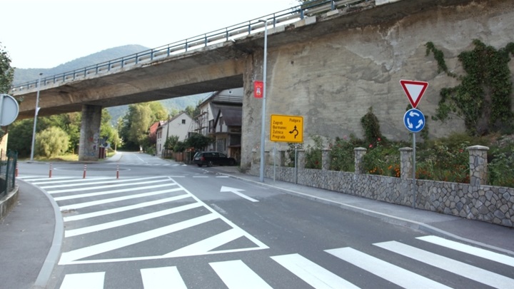 nadvožnjak krapina pred radove.jpg