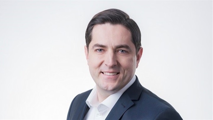 vešligaj naslovna -