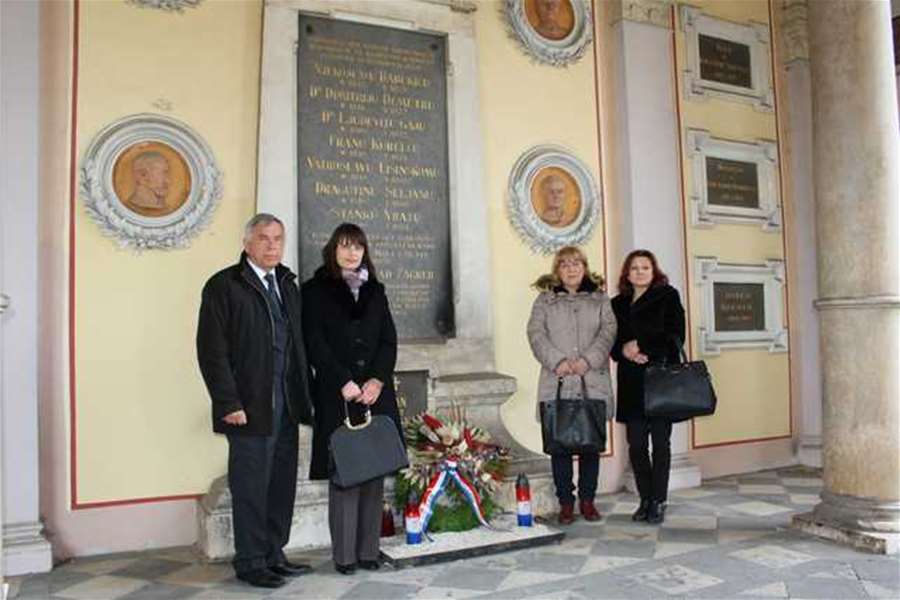 gaj delegacija 1.jpg