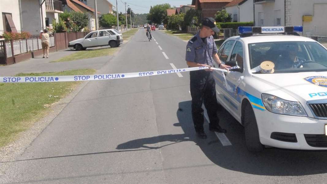 policija traka