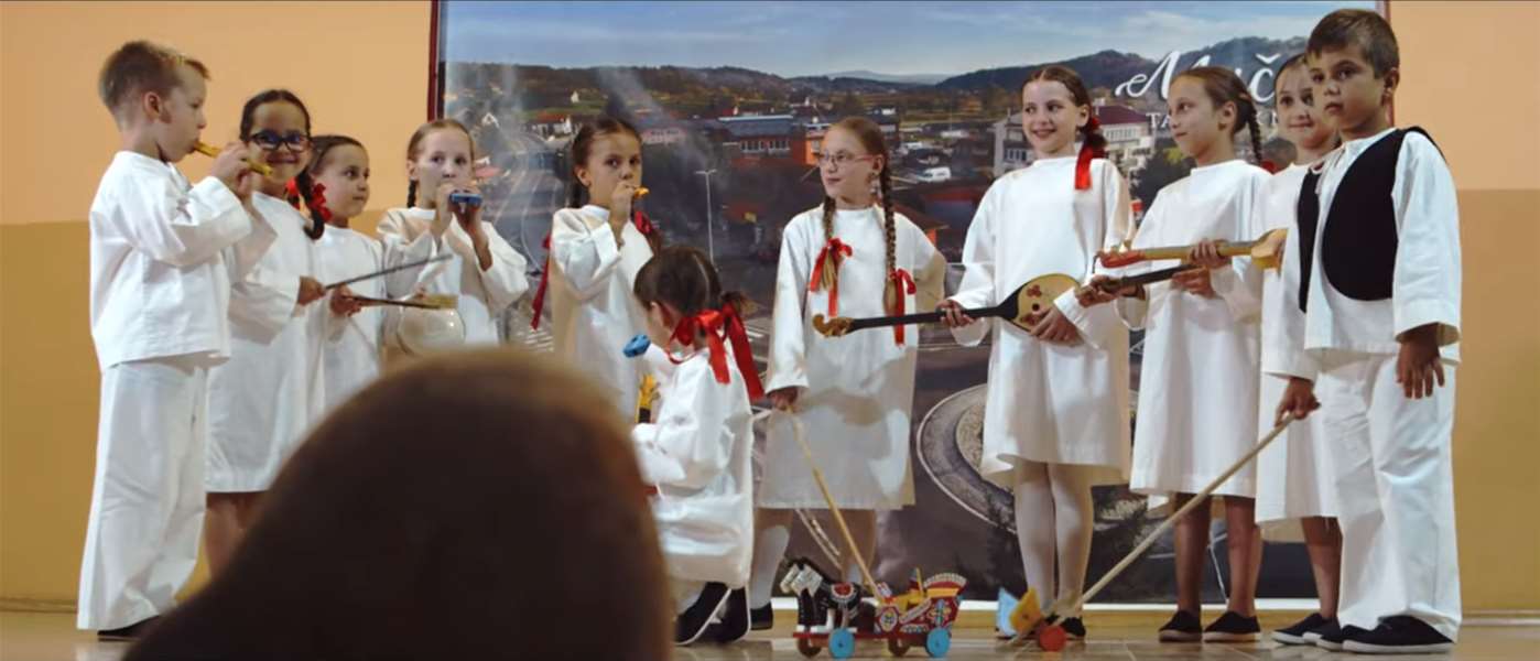 promo film mače.png