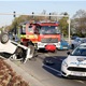 Teška nesreća na Vukovarskoj: Auto završio na krovu; dvije osobe u bolnici