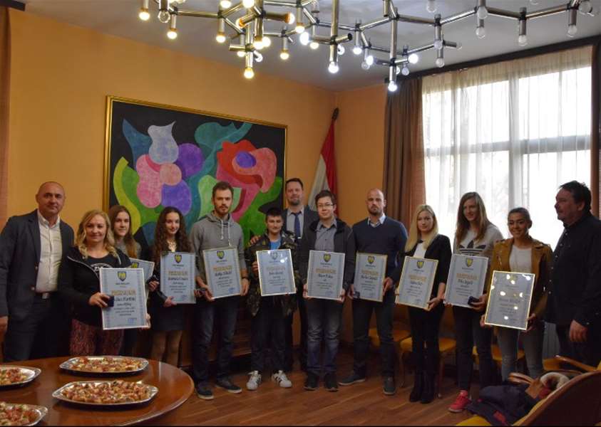 SPORTAŠI OROSLAVJE.jpg